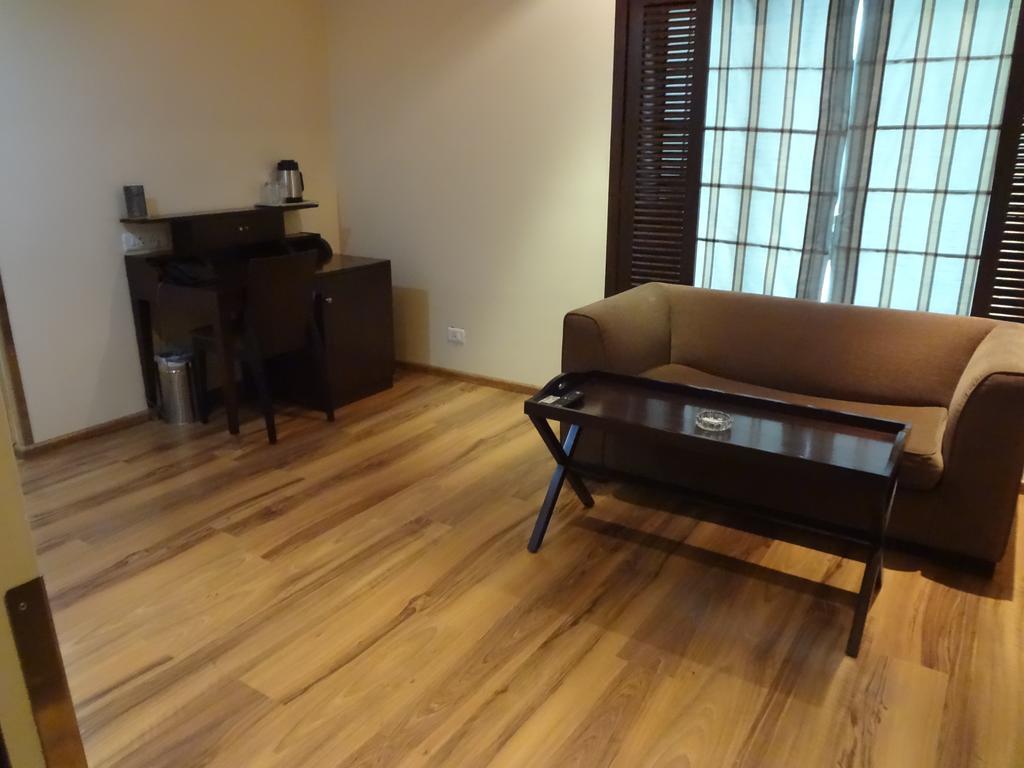 Shantai Hotel Pune Exterior photo