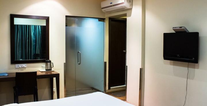 Shantai Hotel Pune Exterior photo