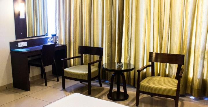 Shantai Hotel Pune Exterior photo