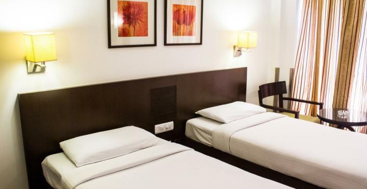 Shantai Hotel Pune Exterior photo