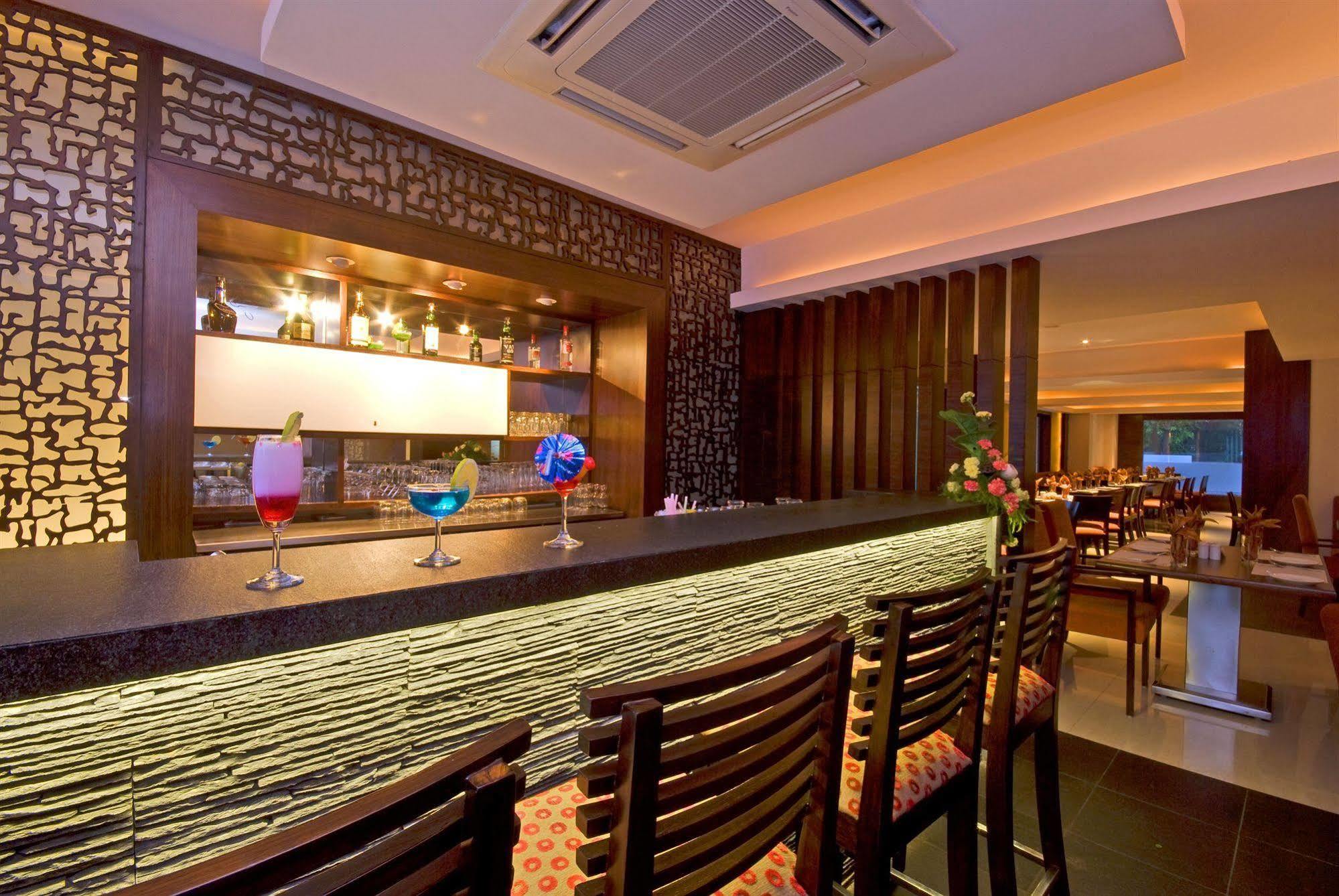 Shantai Hotel Pune Exterior photo